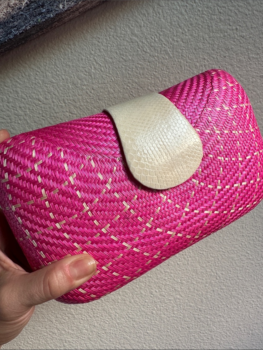 Lea Nealon Pink Woven Straw Clutch Crossbody Bag Resort Vacation